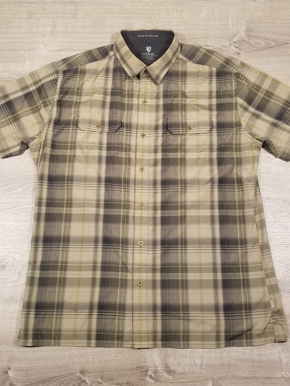 Kuhl Response Short Sleeve Button Up Brown Plaid Shirt 7153 Mens Large Hiking